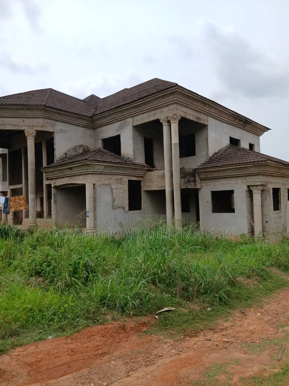 5bdrm Mansion in Hilltop, Kumasi Metropolitan for sale in Kumasi Metropolitan