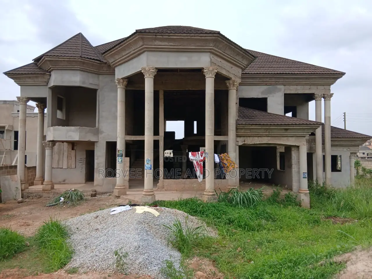 5bdrm Mansion in Hilltop, Kumasi Metropolitan for sale in Kumasi Metropolitan