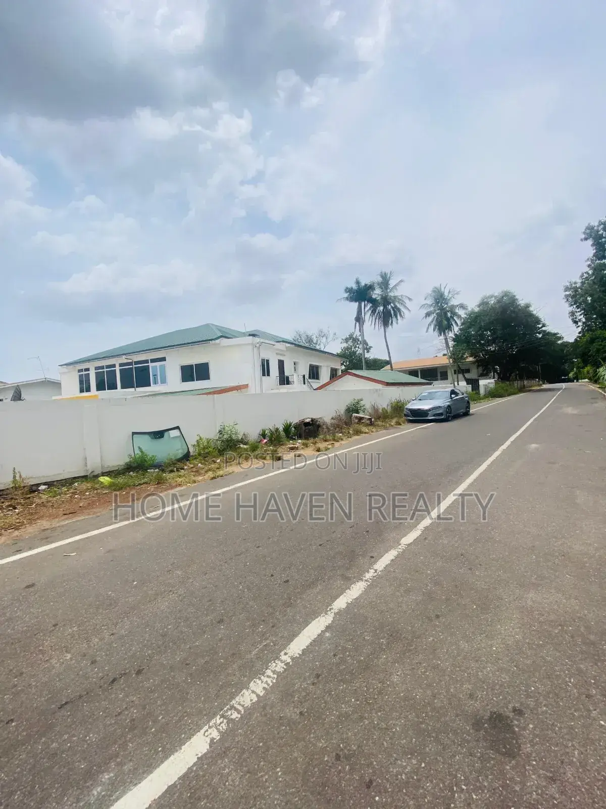 0.58 Acre Land for Sale at Tesano in Papaye