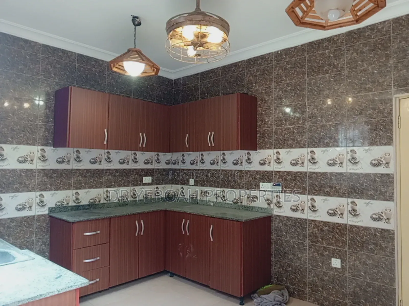 4bdrm House in Spintex Road for rent in Spintex