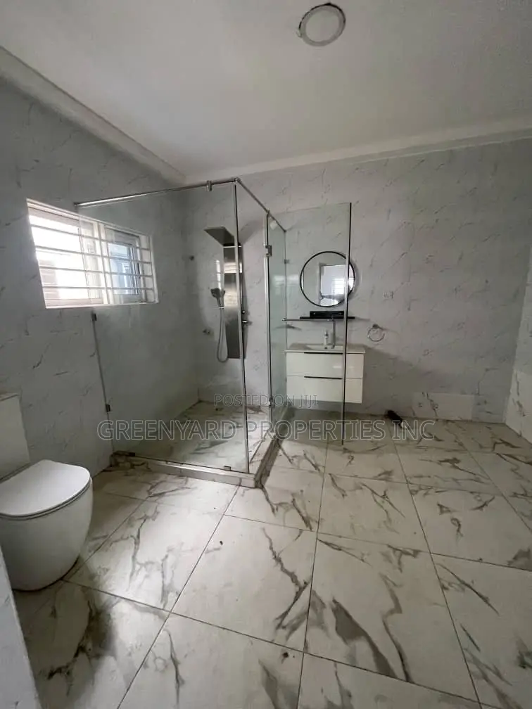 4bdrm House in Lakeside Estate, Ashaley Botwe for rent in Ashaley Botwe