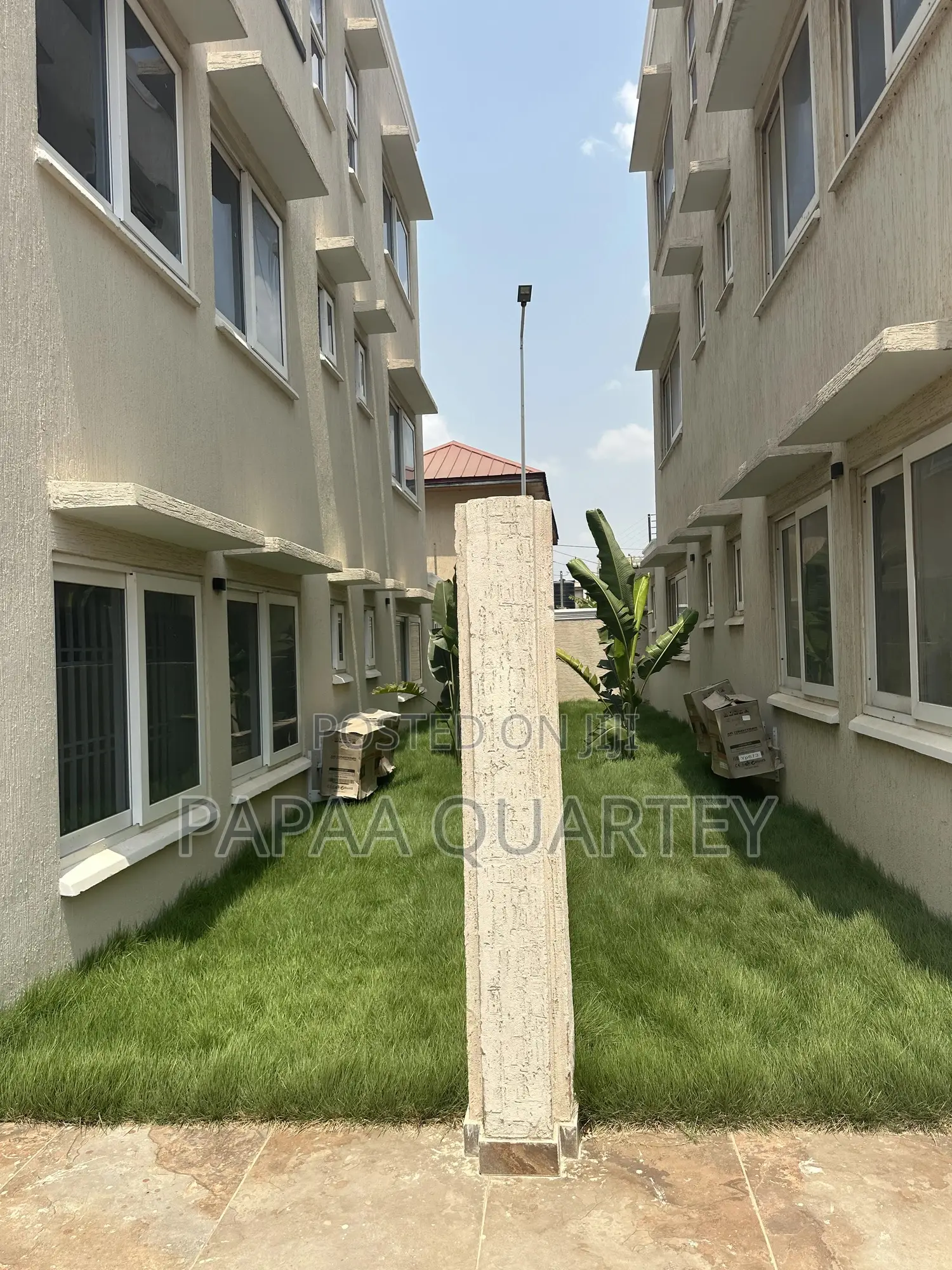 Furnished 4bdrm Townhouse/Terrace in Tseaddo for sale in Tseaddo