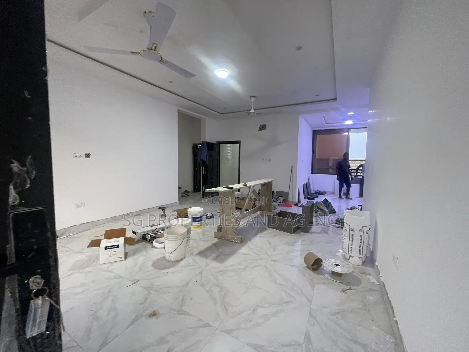 2bdrm Apartment in Lashibi, Sakumono for rent in Sakumono