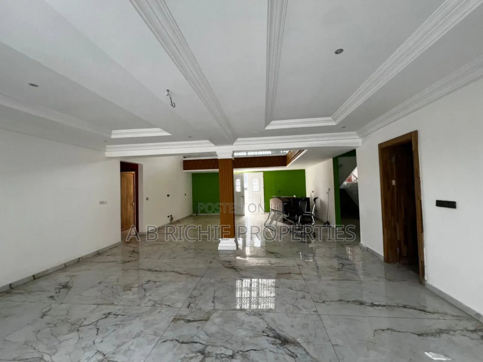 6bdrm Mansion in Ab Richie Properties, Police Station for rent in Police Station