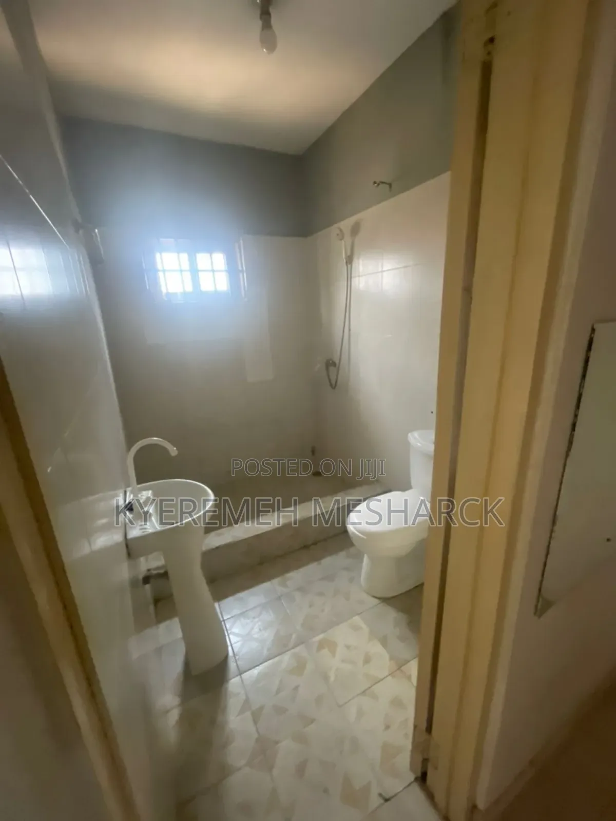 3bdrm Apartment in Pantang Agbogba, Ablorh Adjei for rent in Ablorh Adjei
