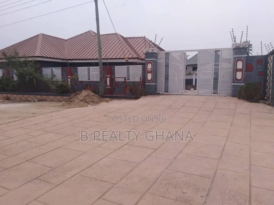 3bdrm House in Teshie-Nungua Estates for sale in Teshie-Nungua Estates