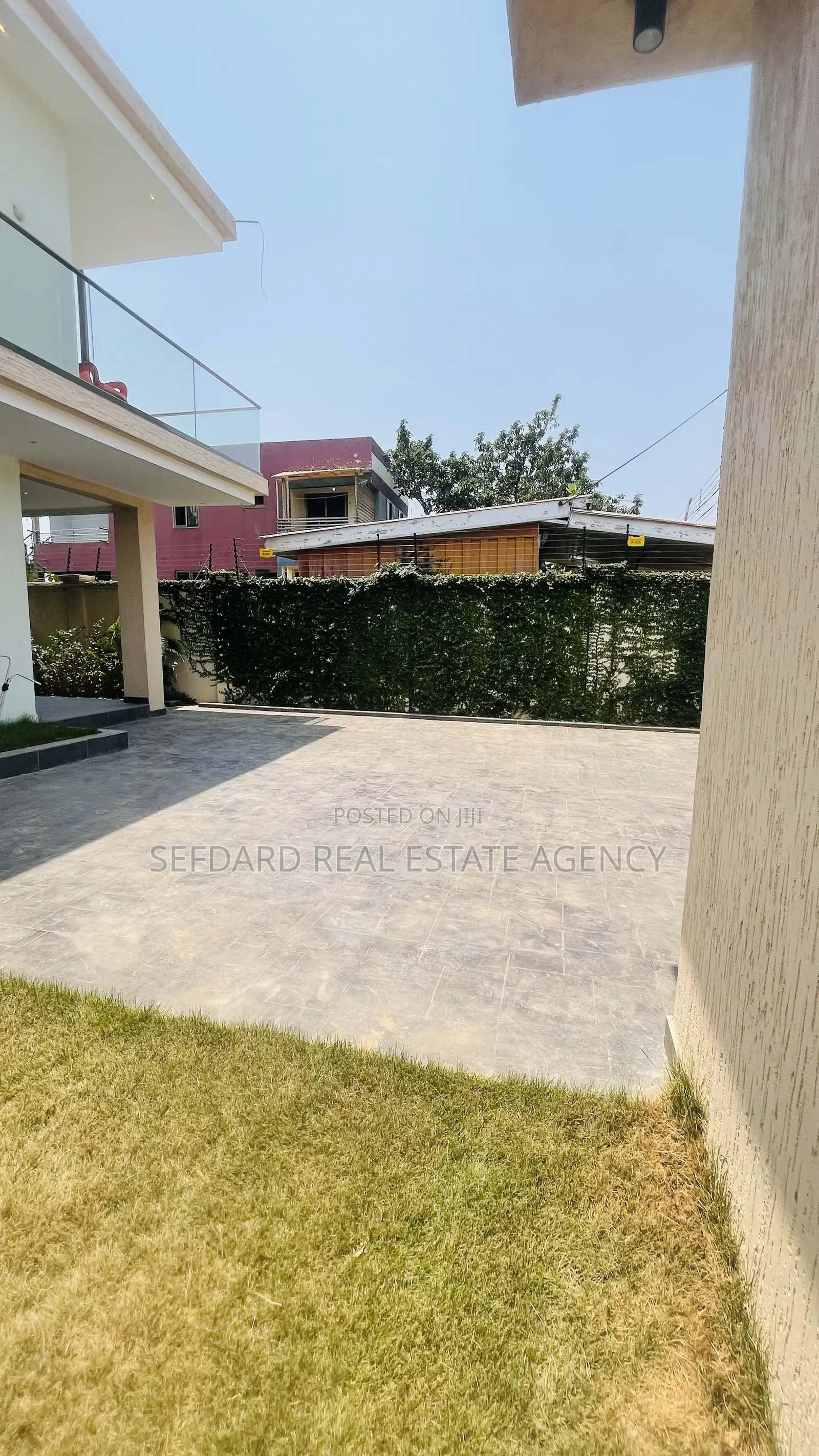 4bdrm Duplex in Tseaddo for sale in Tseaddo