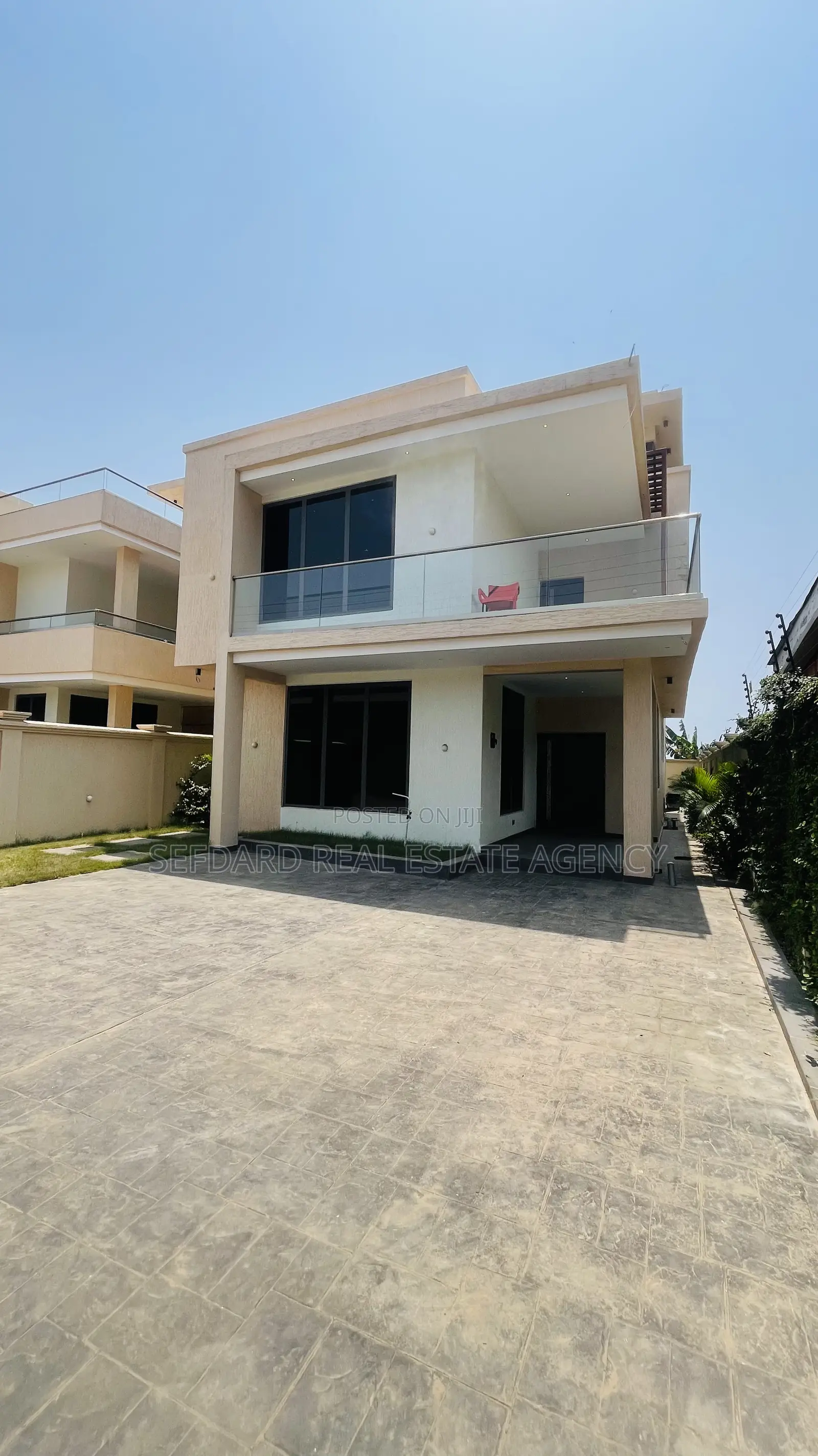 4bdrm Duplex in Tseaddo for sale in Tseaddo