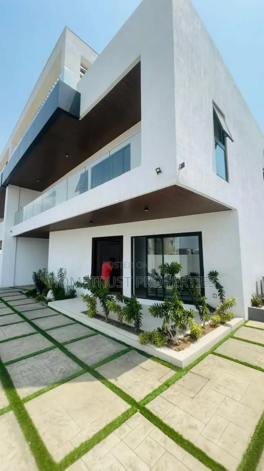 5bdrm Duplex in Tseaddo for rent in Tseaddo