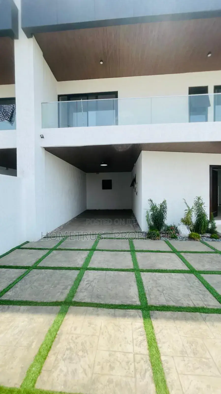 5bdrm Duplex in Tseaddo for rent in Tseaddo