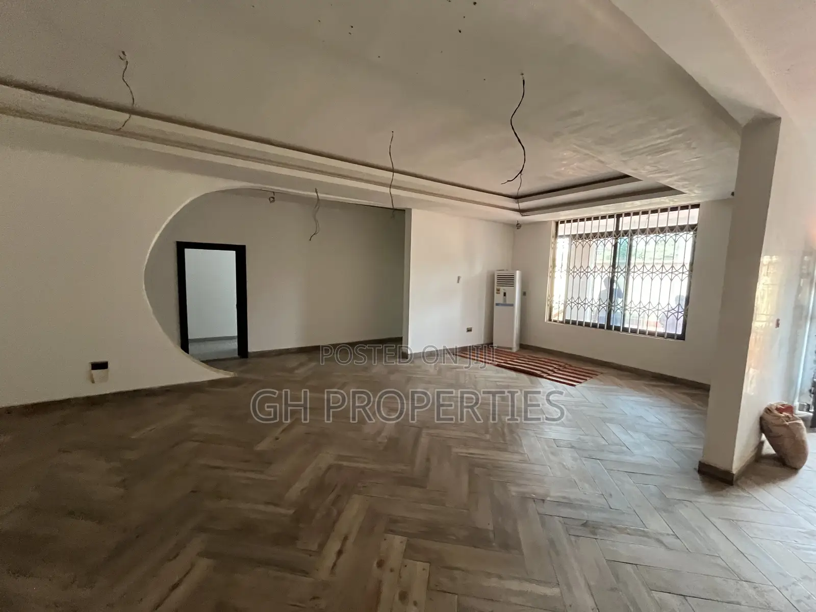 7bdrm Apartment in Trade Konkoli, Kumasi Metropolitan for sale in Kumasi Metropolitan