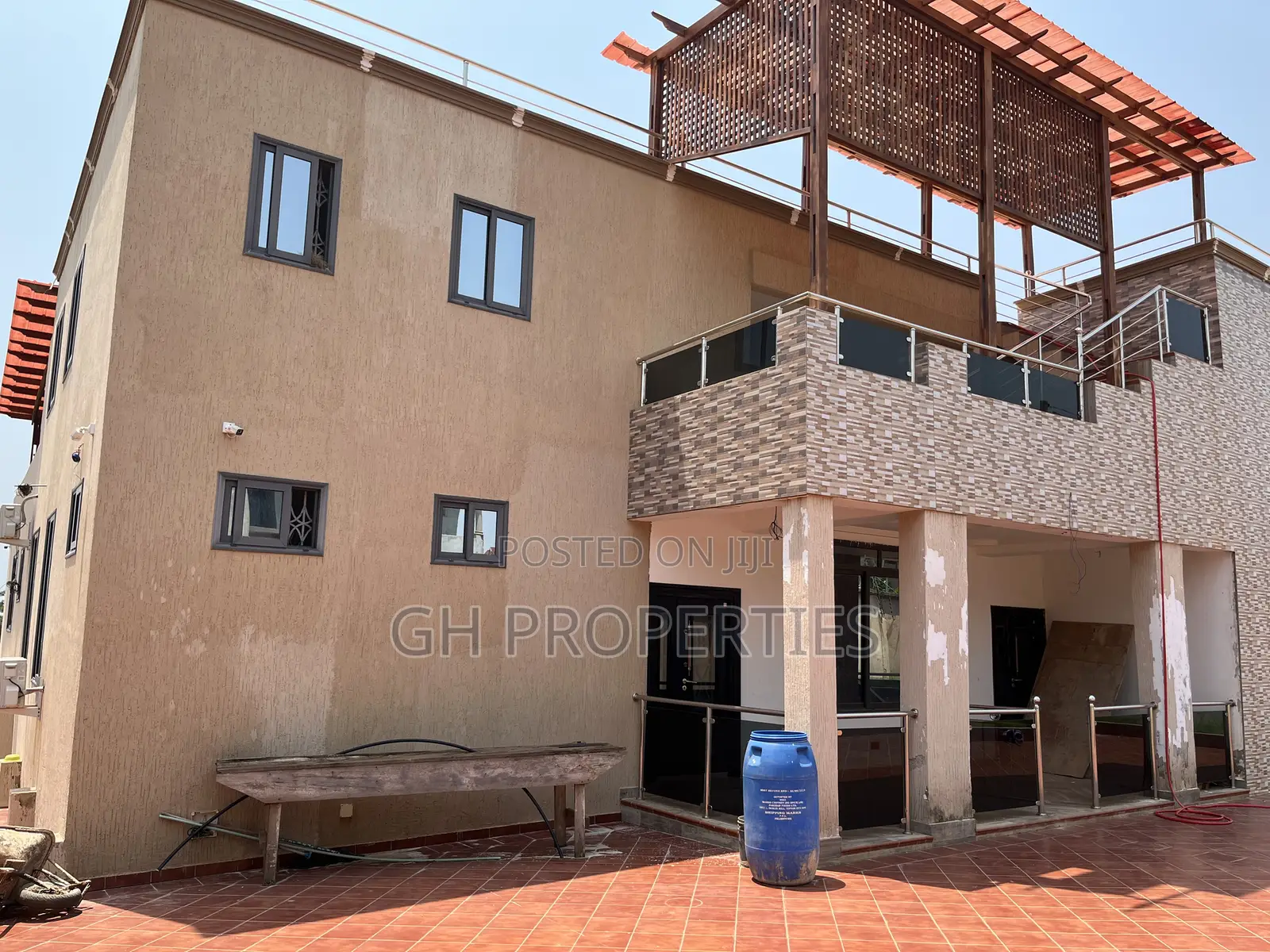 7bdrm Apartment in Trade Konkoli, Kumasi Metropolitan for sale in Kumasi Metropolitan