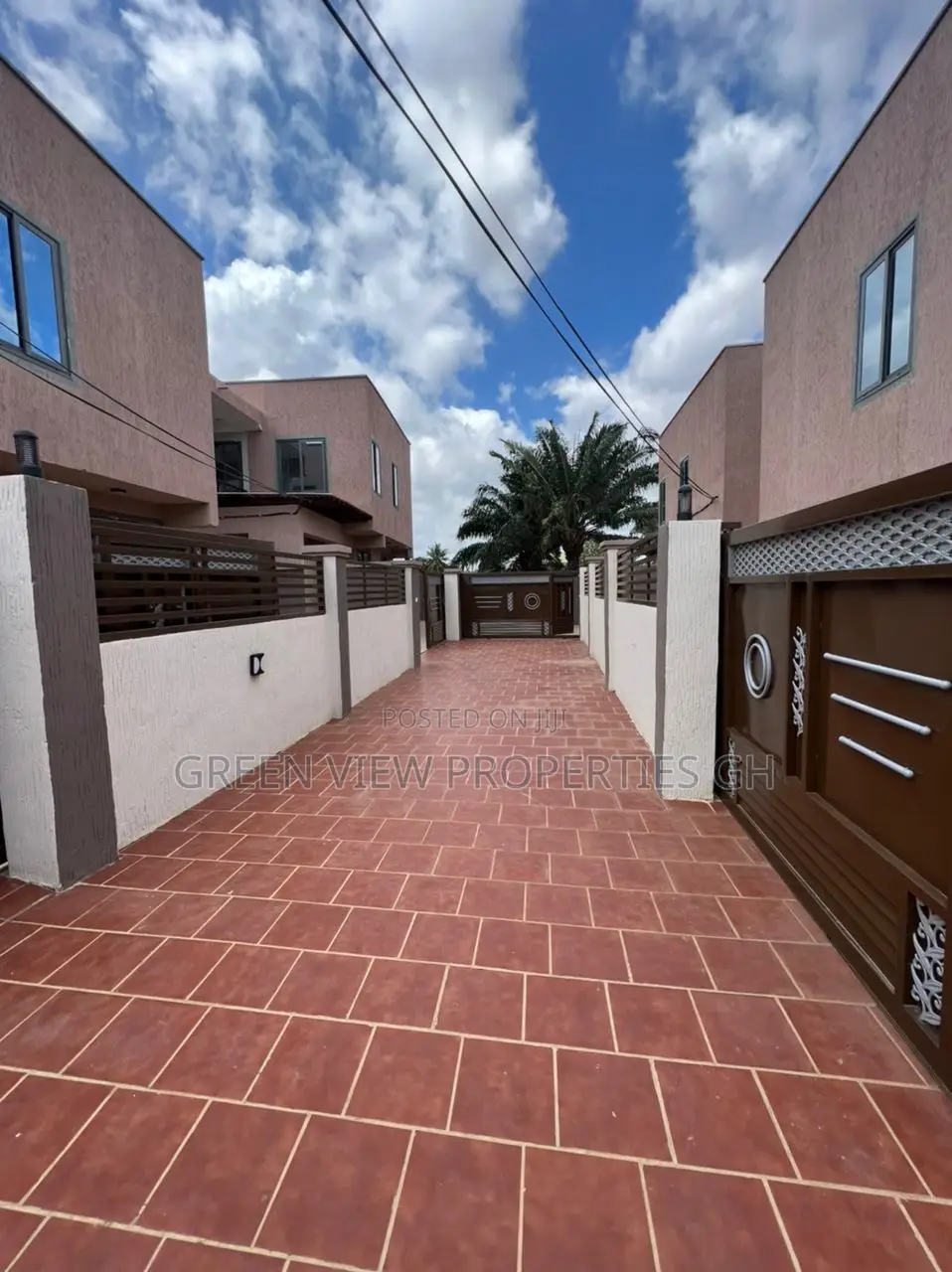 4bdrm Duplex in Ofankor for rent in Ofankor