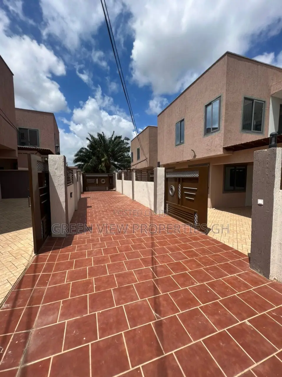 4bdrm Duplex in Ofankor for rent in Ofankor