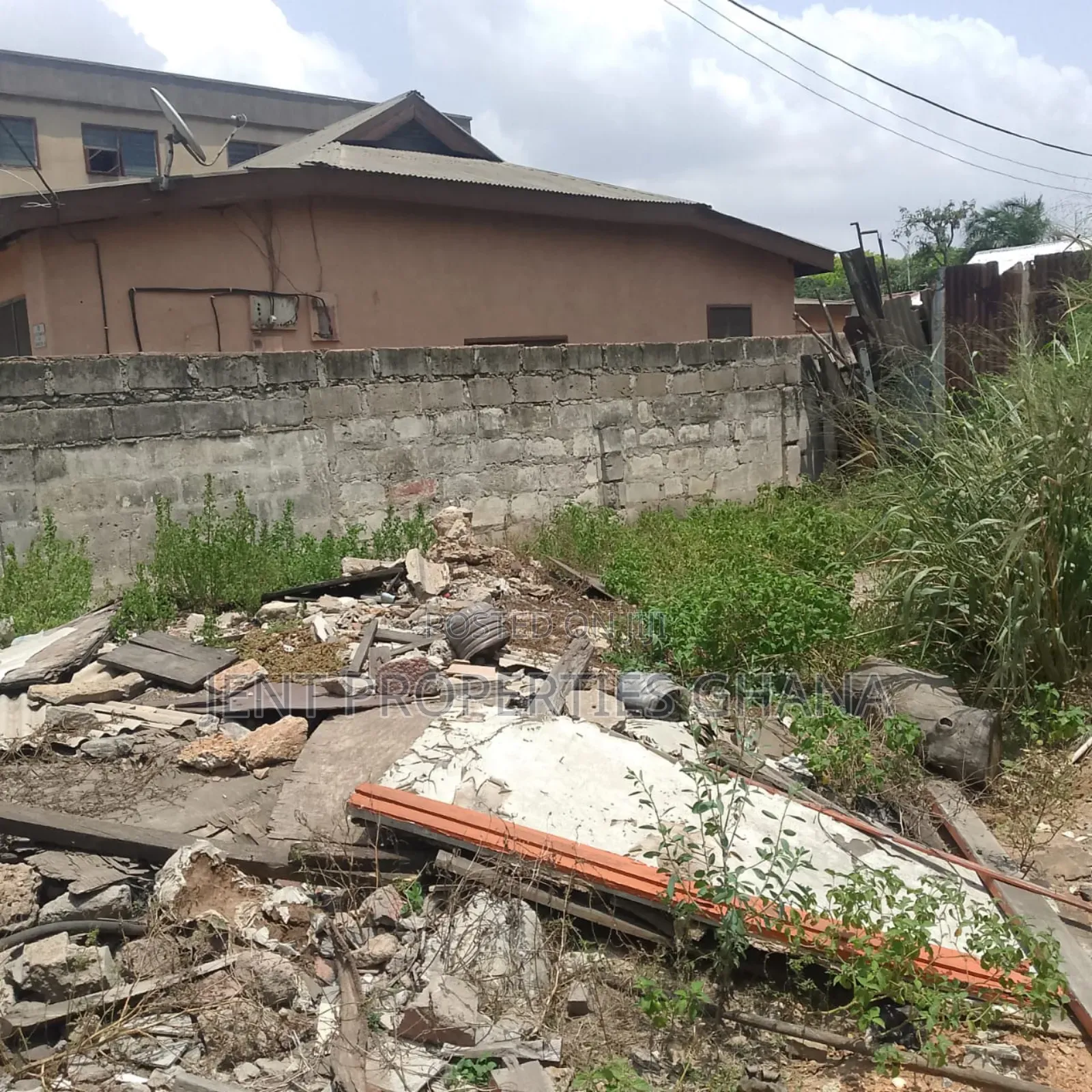 Quater Plot of Land for Sale at Adabraka in Accra Poly Area