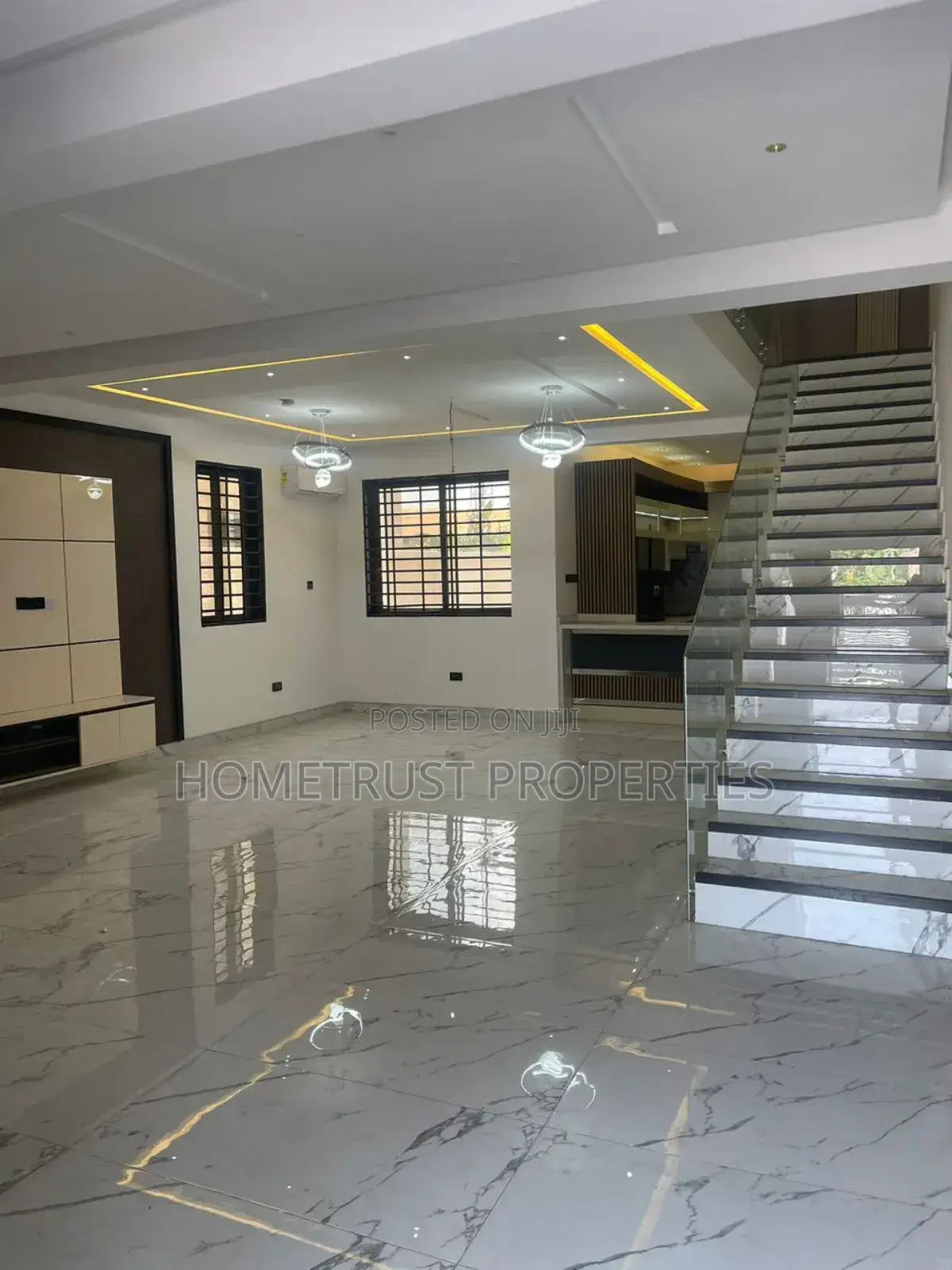 5bdrm Duplex in Spintex Emef Estate, Melcom for sale in Melcom