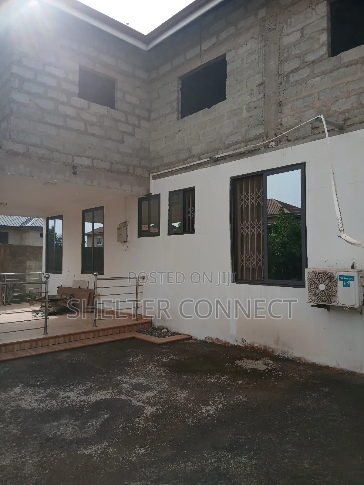 16bdrm Apartment in Abokobi for sale in Abokobi