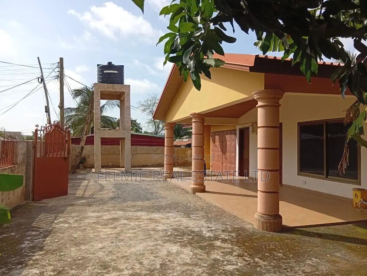 5bdrm House in Felmic Real Estate, Housing Down for sale in Housing Down