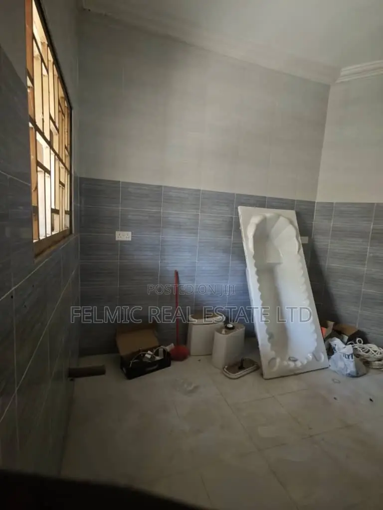 3bdrm House in Felmic Real Estate, Community 25 for sale in Community 25