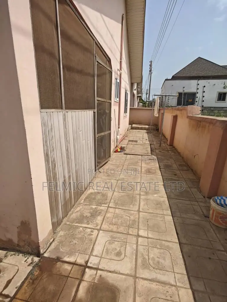 3bdrm House in Felmic Real Estate, Community 25 for sale in Community 25