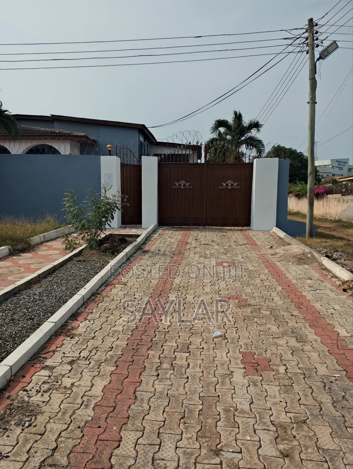 Furnished 6bdrm House in Enjoy Estates, Tema Metropolitan for sale in Tema Metropolitan