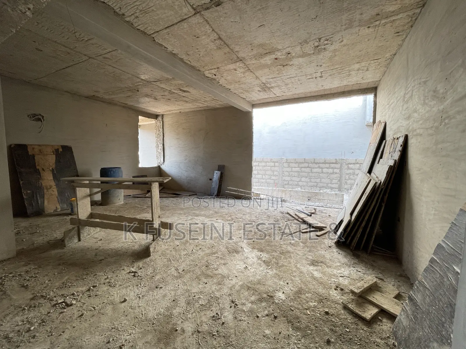 6bdrm Duplex in K Fuseini Estate, Kumasi Metropolitan for sale in Kumasi Metropolitan
