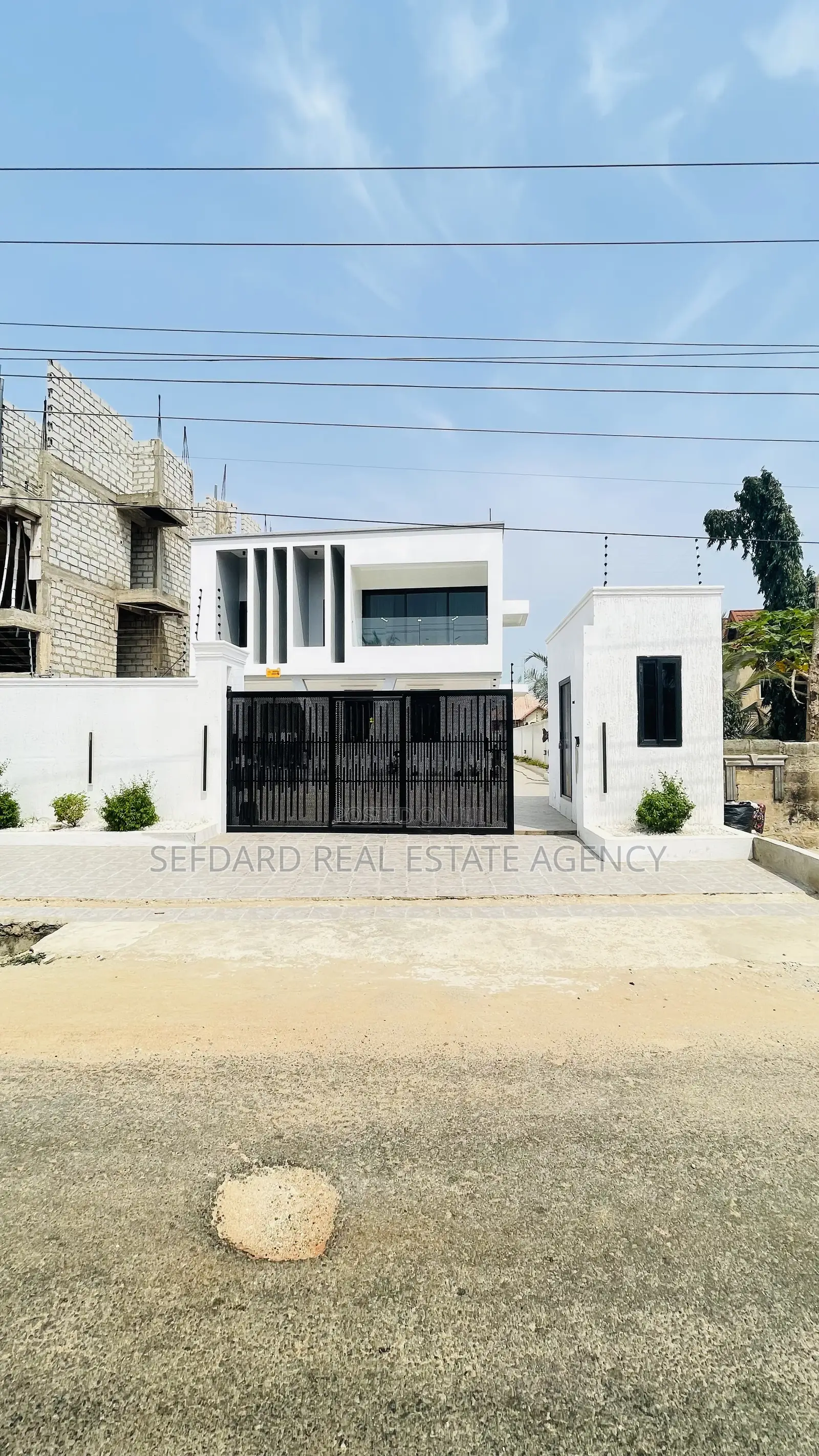 4bdrm Duplex in Tseaddo for sale in Tseaddo