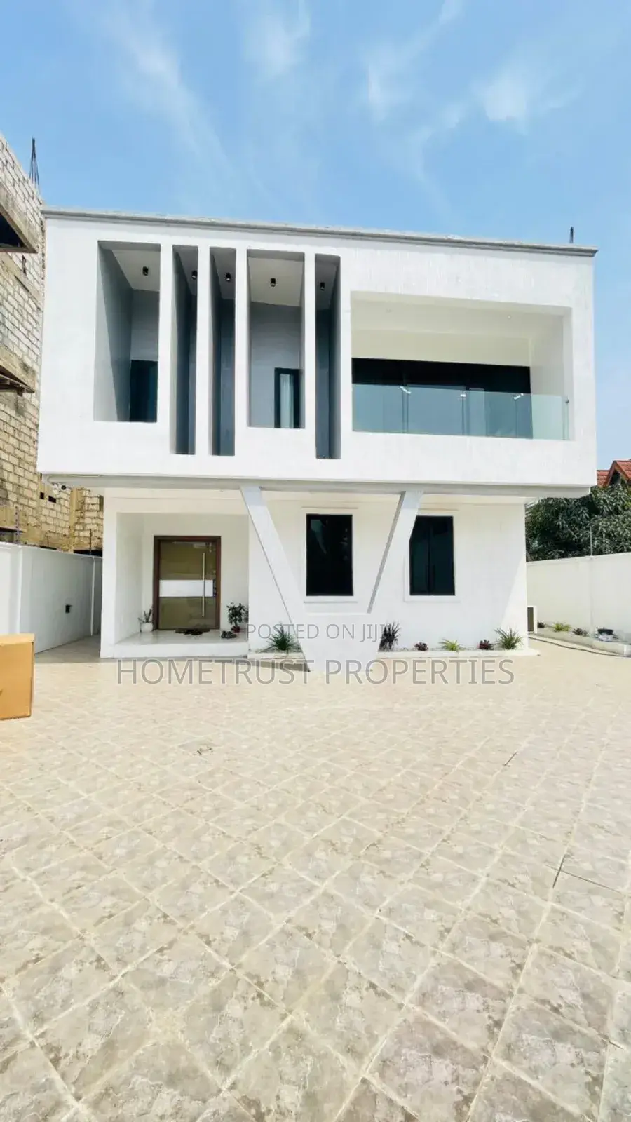 Furnished 4bdrm Duplex in Tseaddo for sale in Tseaddo