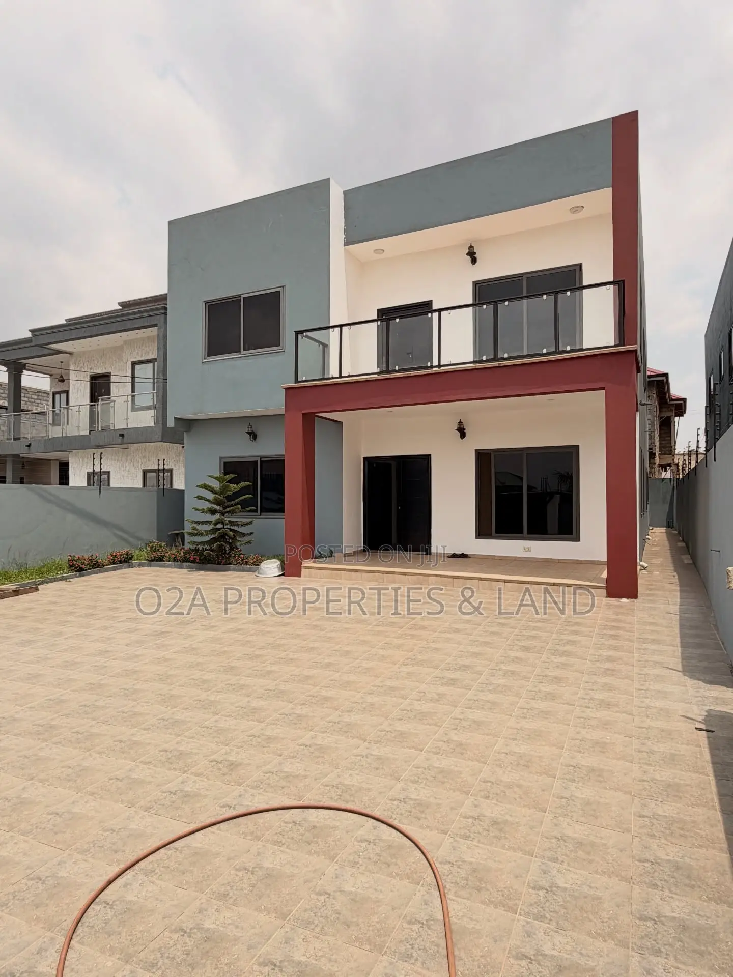 4bdrm House in Lakeside Estate for sale in Lake Side Estate