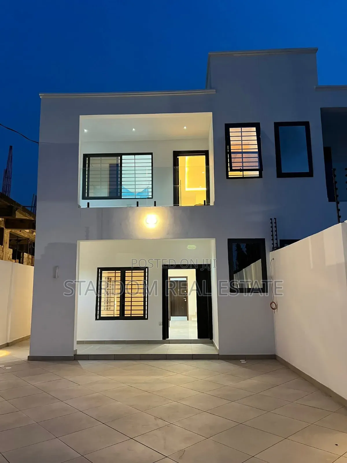 2bdrm Duplex in Adjiringanor, Ability for sale in Ability