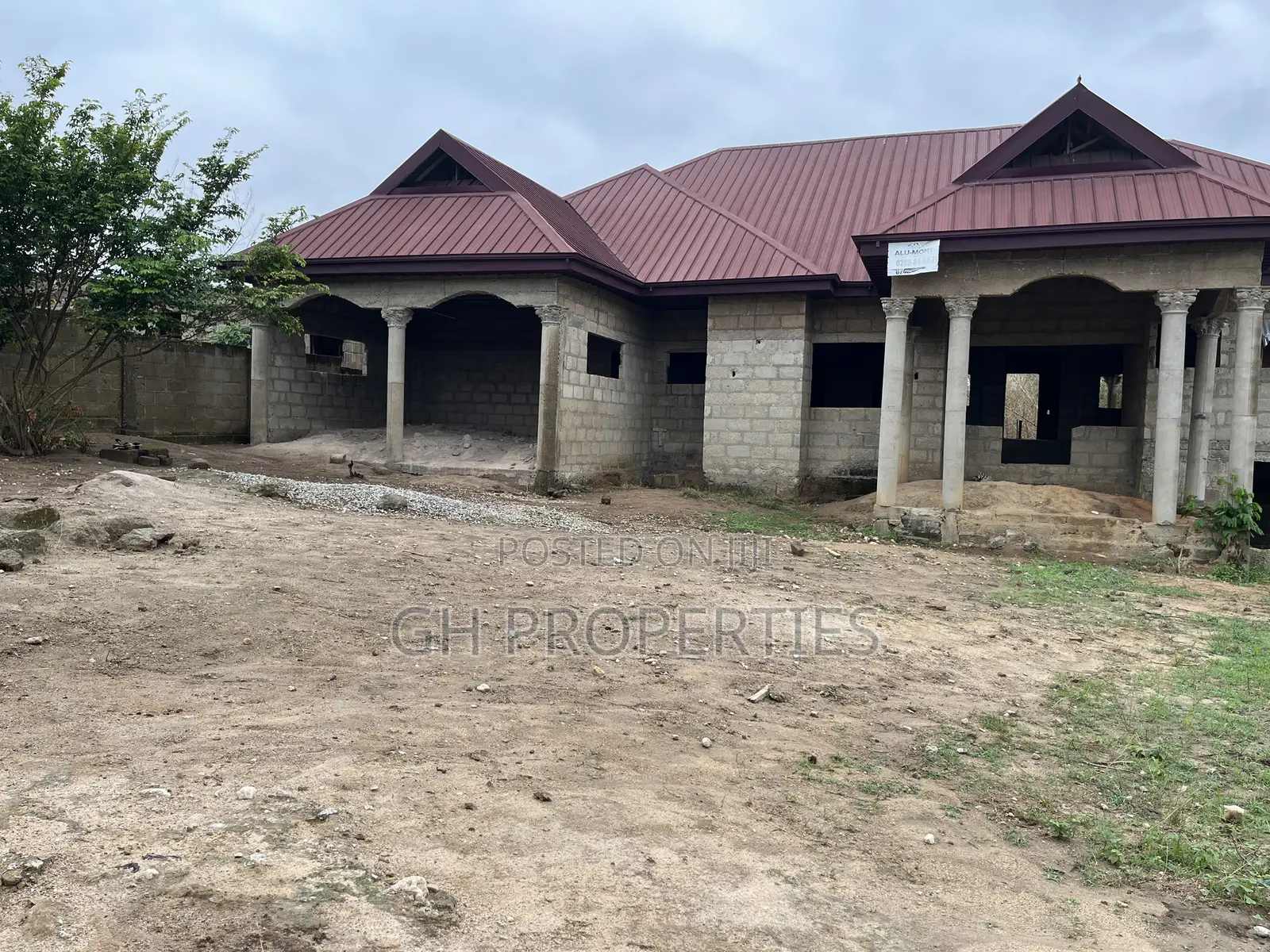 5bdrm House in Apaaso, Kumasi Metropolitan for sale in Kumasi Metropolitan