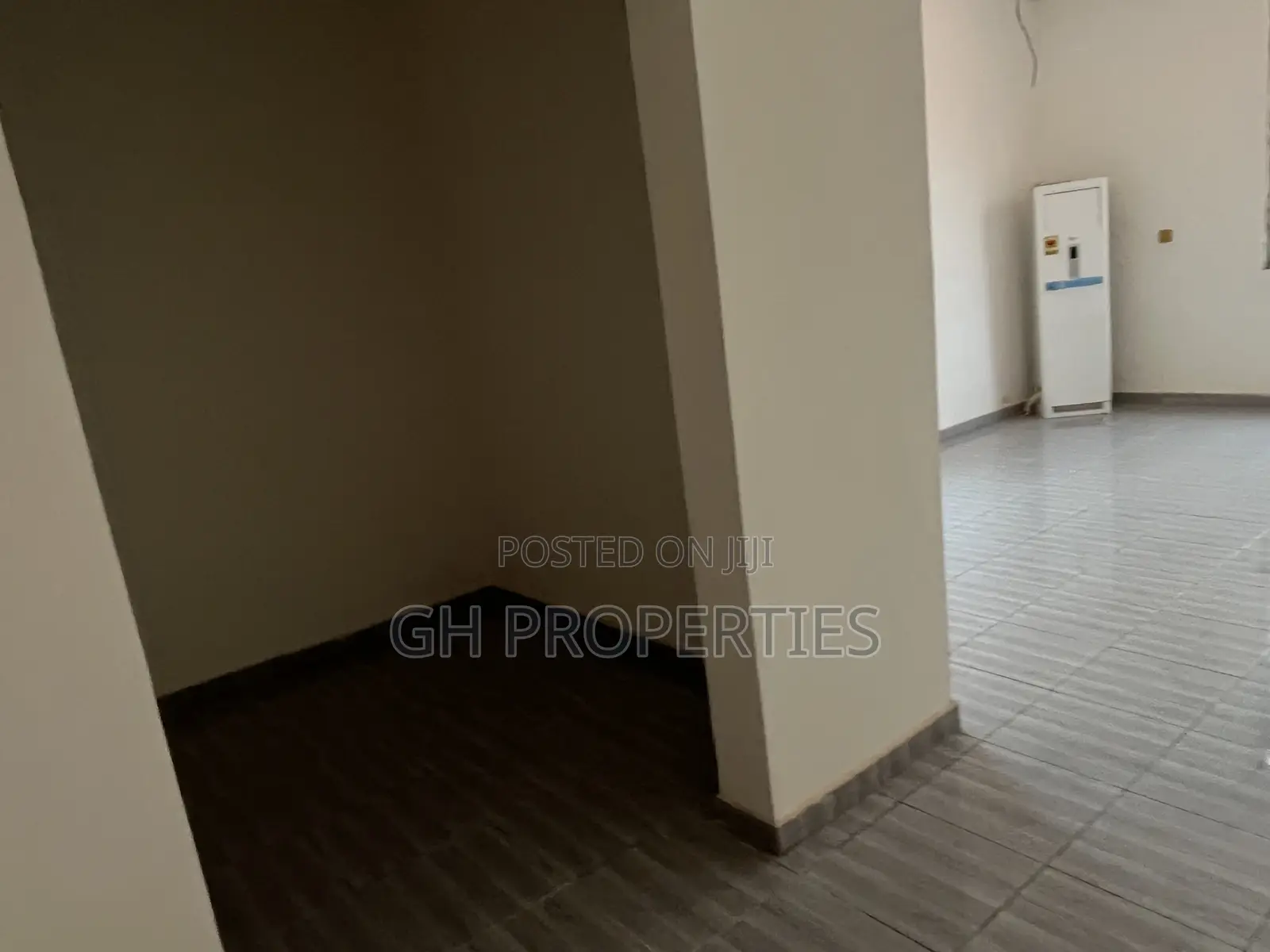 4bdrm Duplex in Santasi,Anyienem, Kumasi Metropolitan for sale in Kumasi Metropolitan