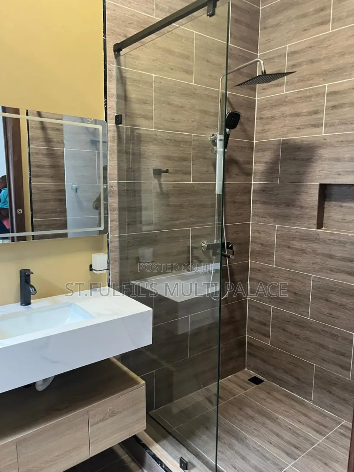 4bdrm House in Oyarifa, Barrier for sale in Barrier