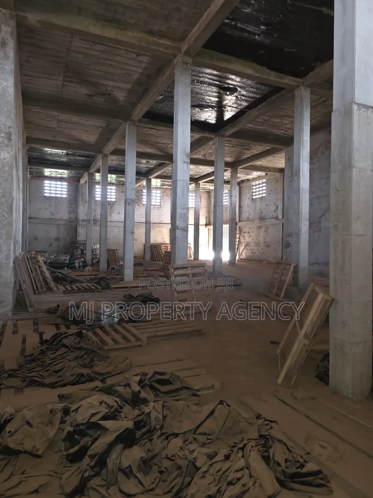 1000 SQM Warehouse at Kumasi Kokoben in Kumasi Metropolitan