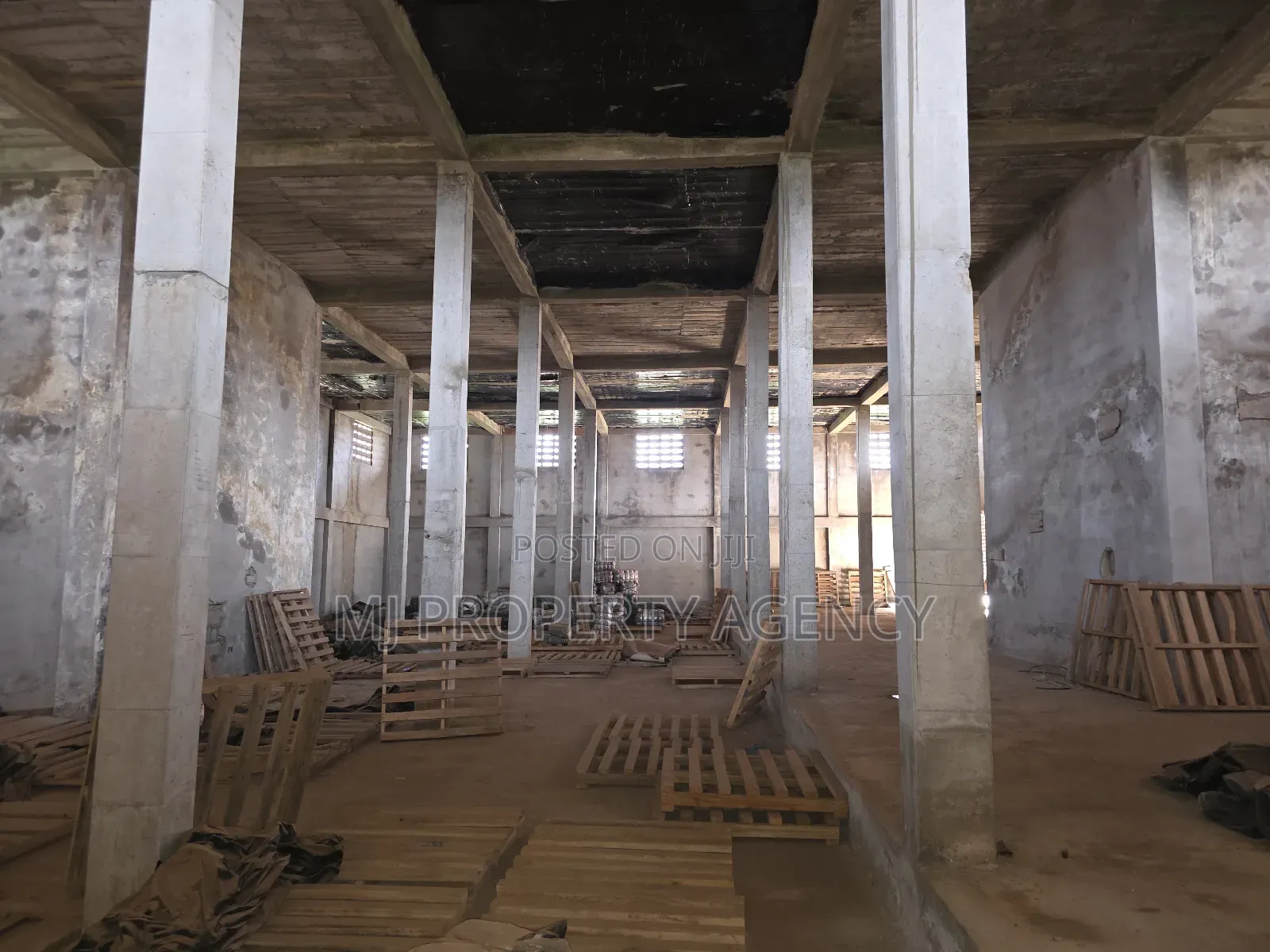 1000 SQM Warehouse at Kumasi Kokoben in Kumasi Metropolitan