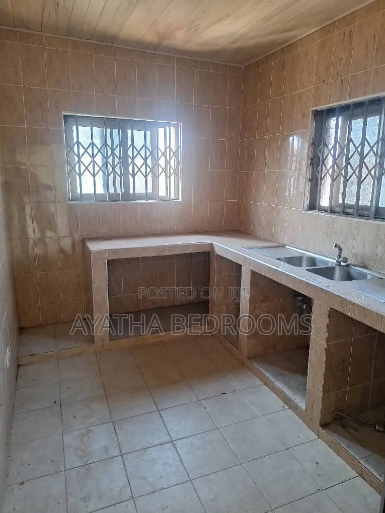 2bdrm Apartment in Modern Properties, New Town for rent in New Town