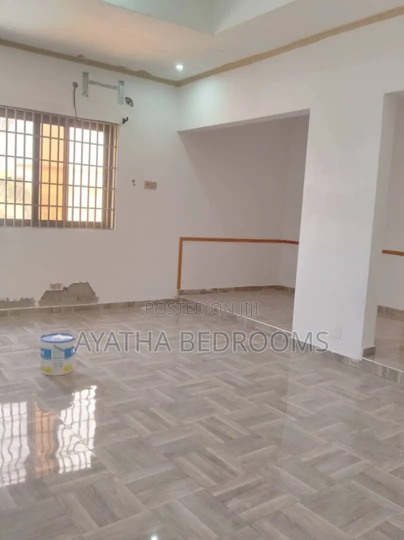 2bdrm Apartment in Modern Properties, New Town for rent in New Town