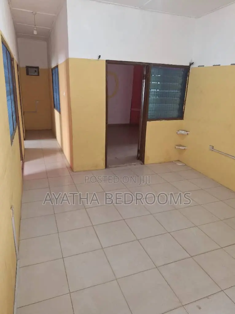 2bdrm Apartment in Modern Properties, New Town for rent in New Town