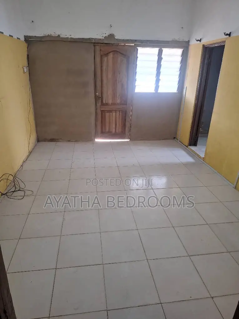 2bdrm Apartment in Modern Properties, New Town for rent in New Town
