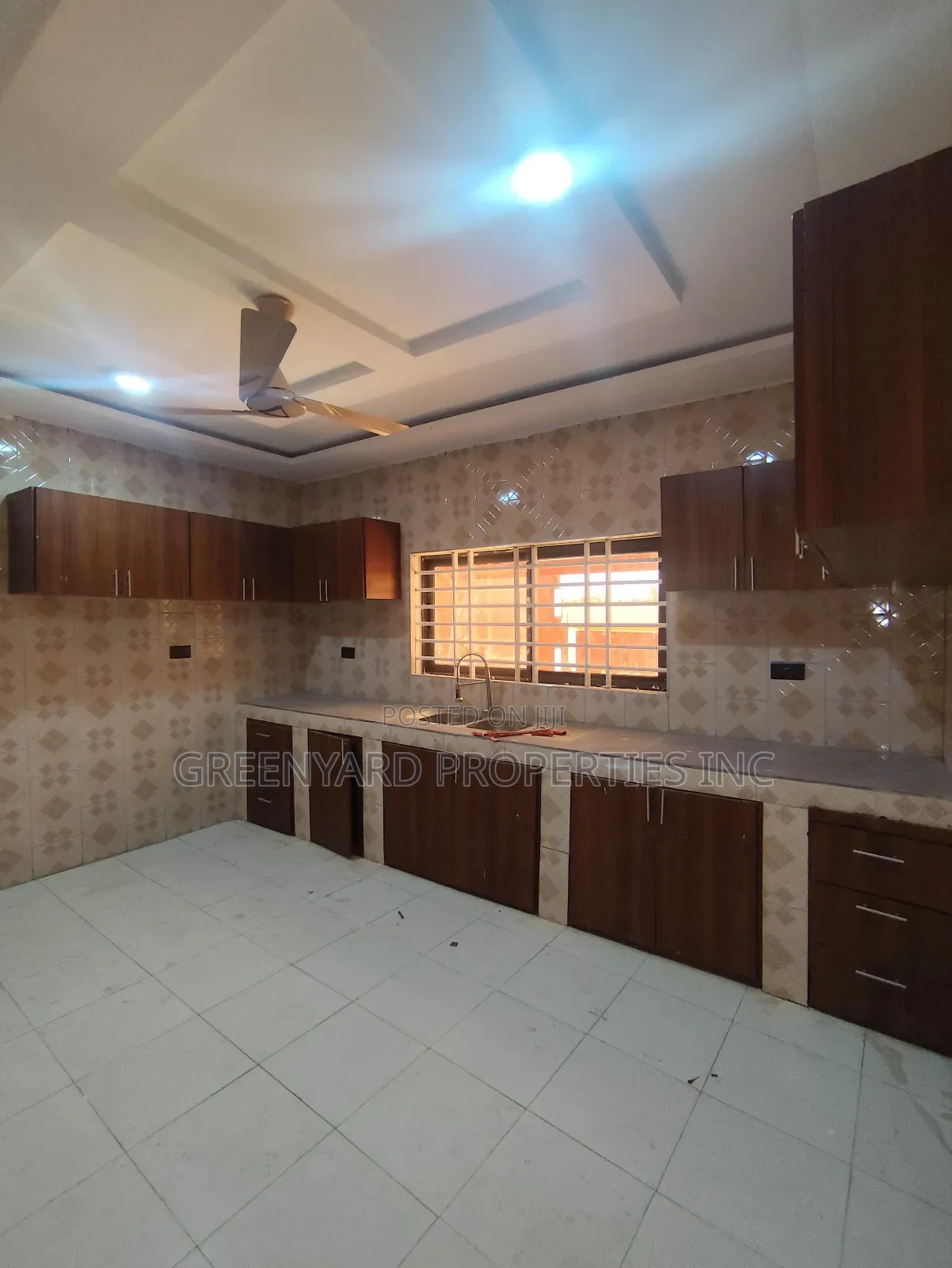 4bdrm House in Oyarifa, Ghana Flag for sale in Ghana Flag