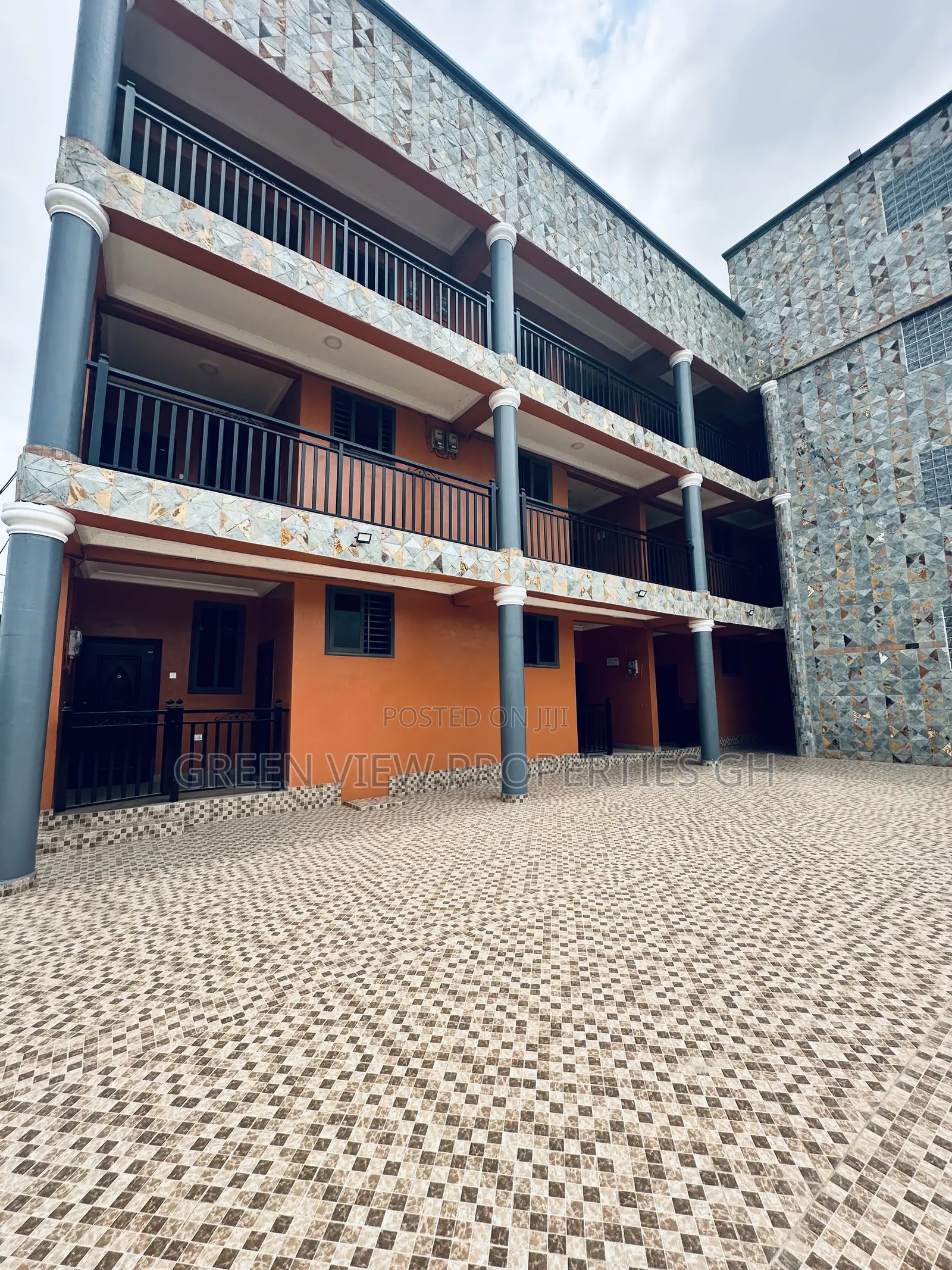 1bdrm Room & Parlour in West Hills Mall Area for rent in West Hills Mall Area