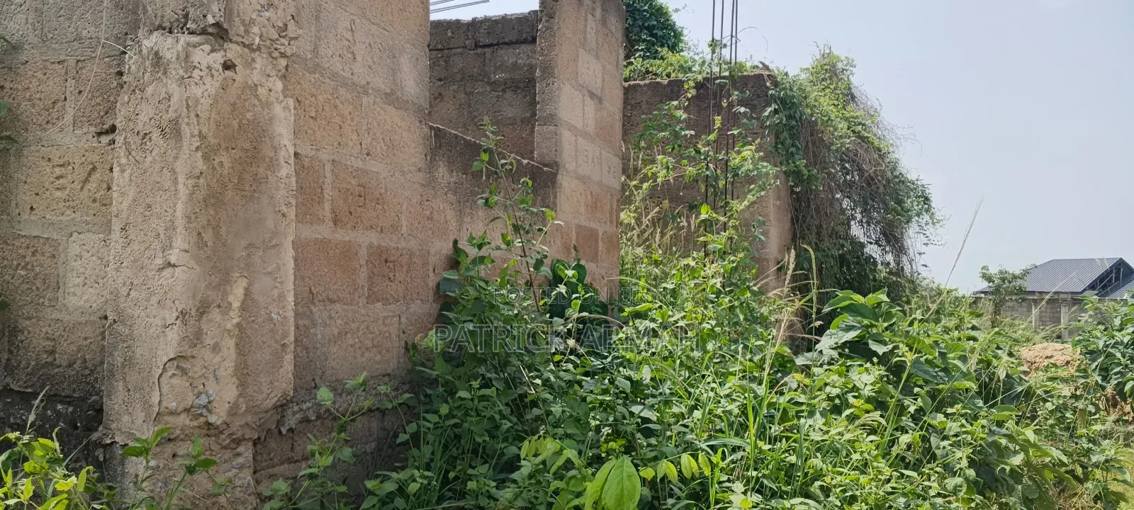 12bdrm Block of Flats in Kumasi Metropolitan for sale in Kumasi Metropolitan