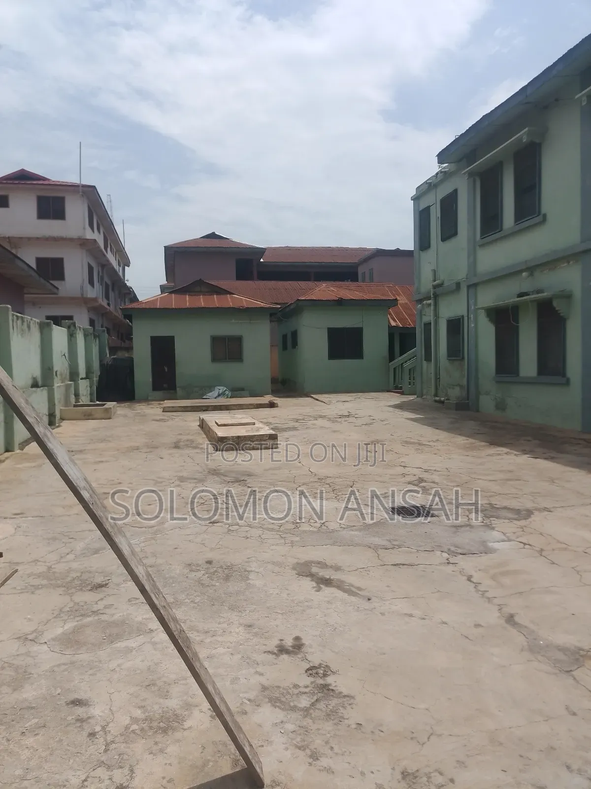 14bdrm House in Free Will Agency, Kumasi Metropolitan for sale in Kumasi Metropolitan