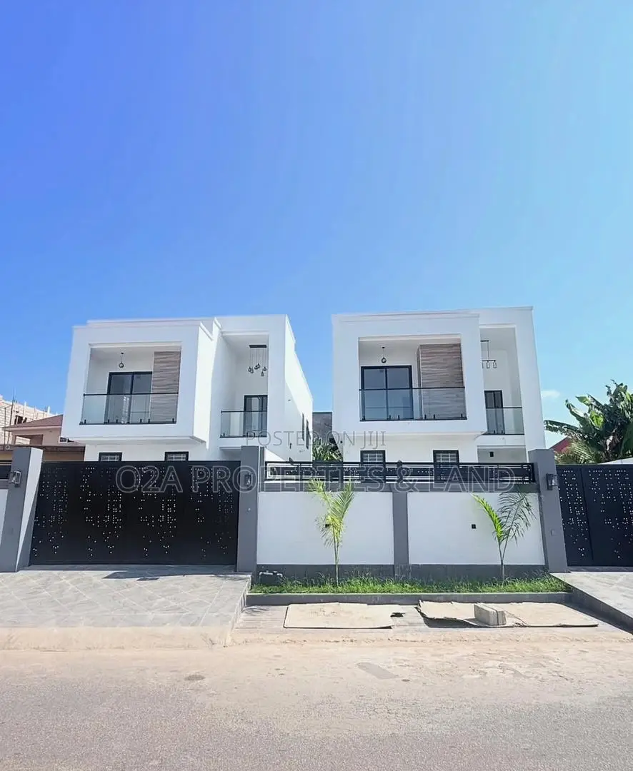 4bdrm House in Sakumono for sale in Sakumono