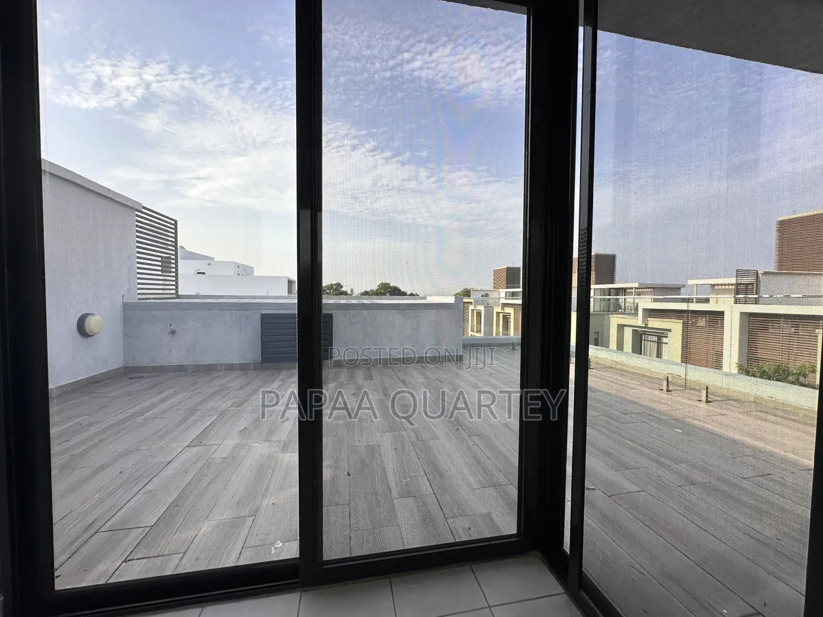 4bdrm Townhouse/Terrace in Cantonments for sale in Cantonments