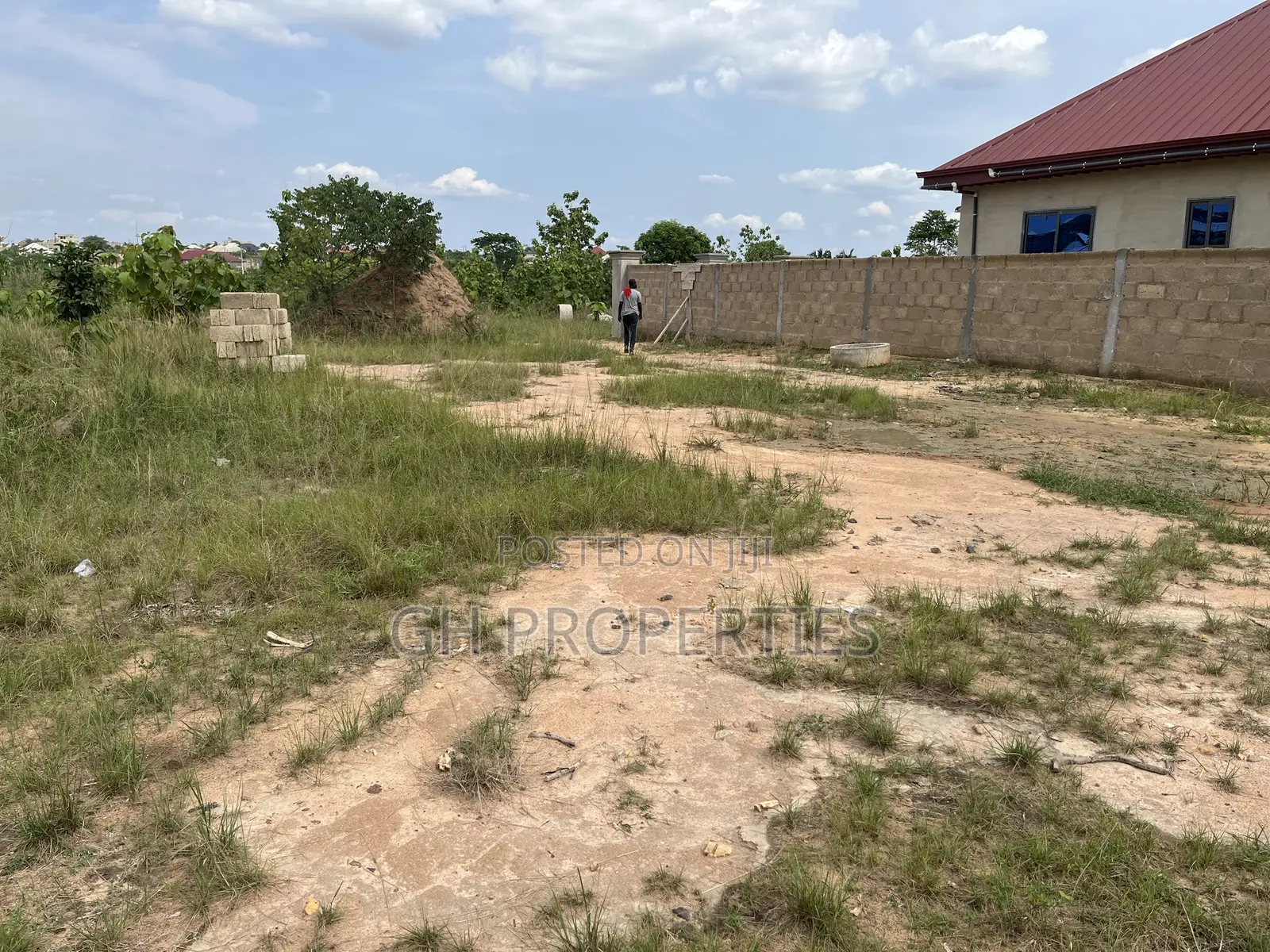 Half Plot for Sale Sokoban Wood Village,Odaso. in Kumasi Metropolitan