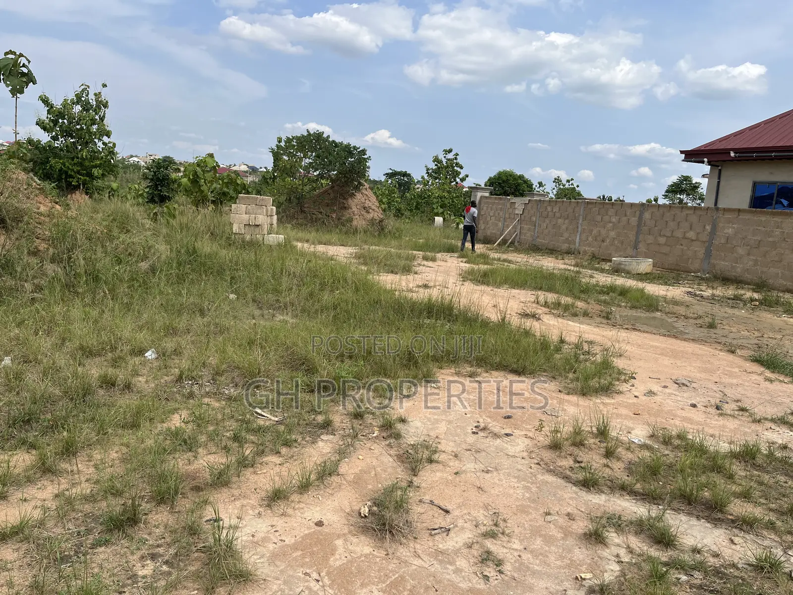 Half Plot for Sale Sokoban Wood Village,Odaso. in Kumasi Metropolitan