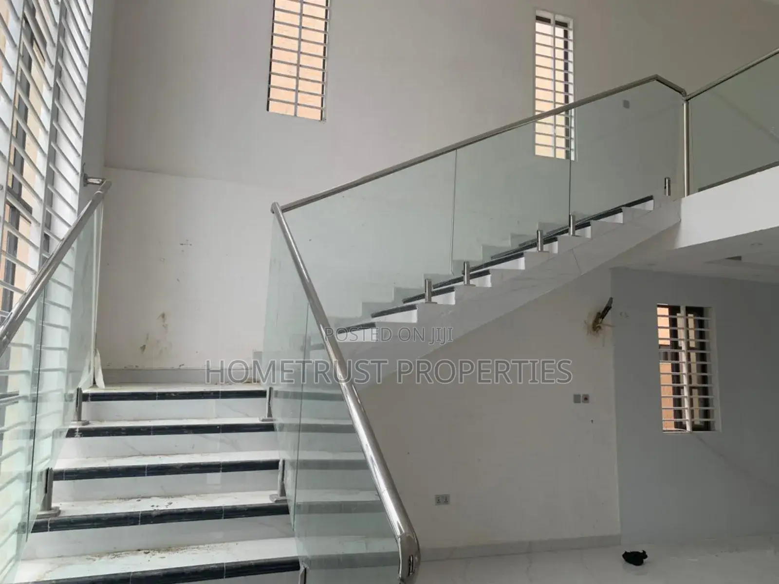5bdrm Duplex in Ashongman Estate, Kwabenya for sale in Kwabenya