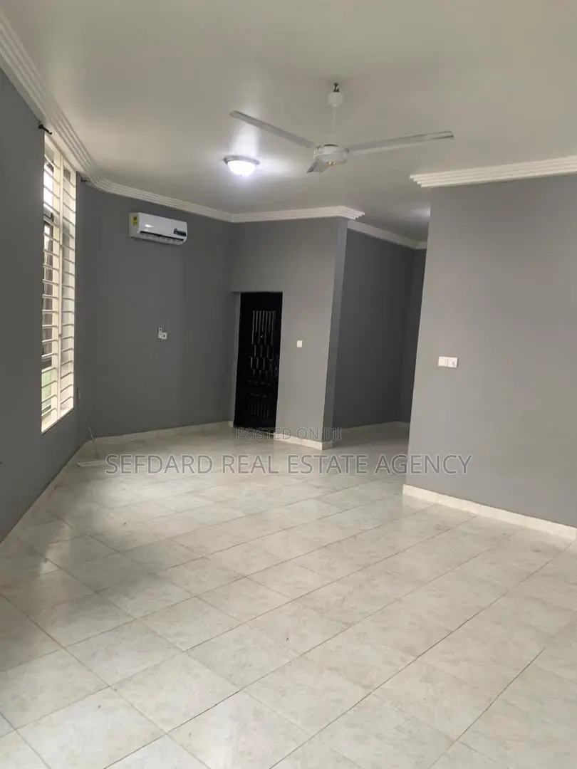 2bdrm Apartment in Ashaley Botwe for rent in Ashaley Botwe