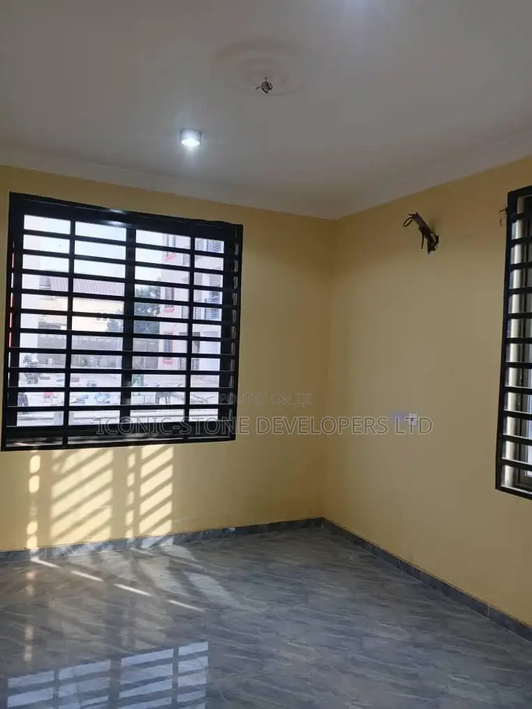 1bdrm Apartment in Adenta, Frafraha for rent in Frafraha
